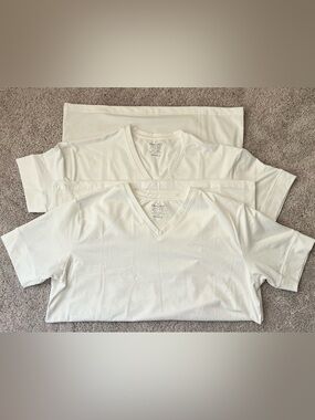 TRAUXIT  White V-Neck Undershirt - Set of 2 men’s L